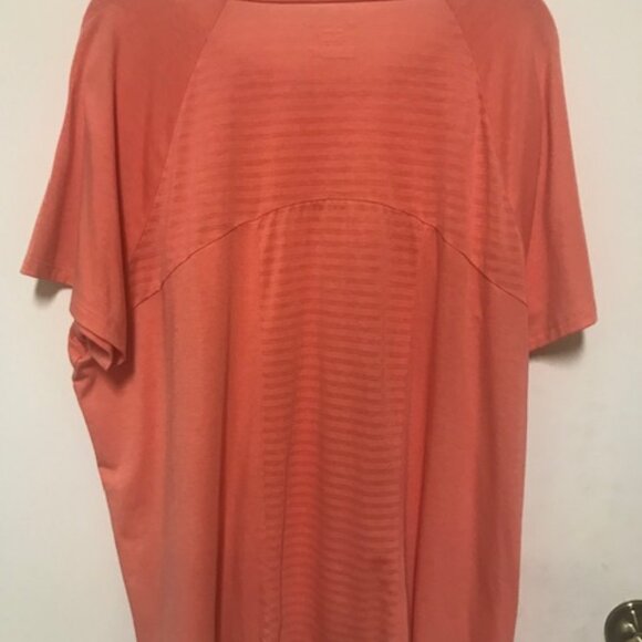 New Woman’s Tek Gear Drytek Peach Tie Tunic. Sz. 1X - Picture 5 of 5